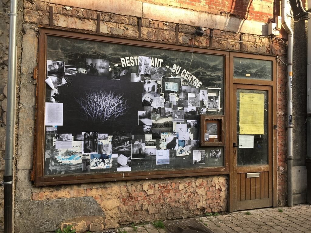 MÜRMÜR DANS LE QUARTIER DE L&rsquo;ILON